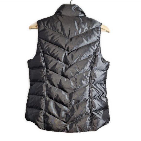 Land's End Grey Insulated Puffer Vest with Snap Pockets Size XS - Picture 2 of 6